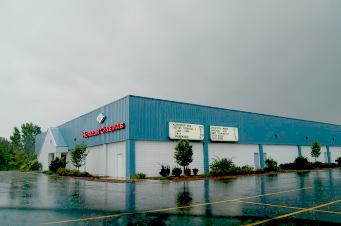 Traverse City Premium Outlets (Buffalo Ridge Shopping Center) - 2003 Photo Of Cinemas (newer photo)